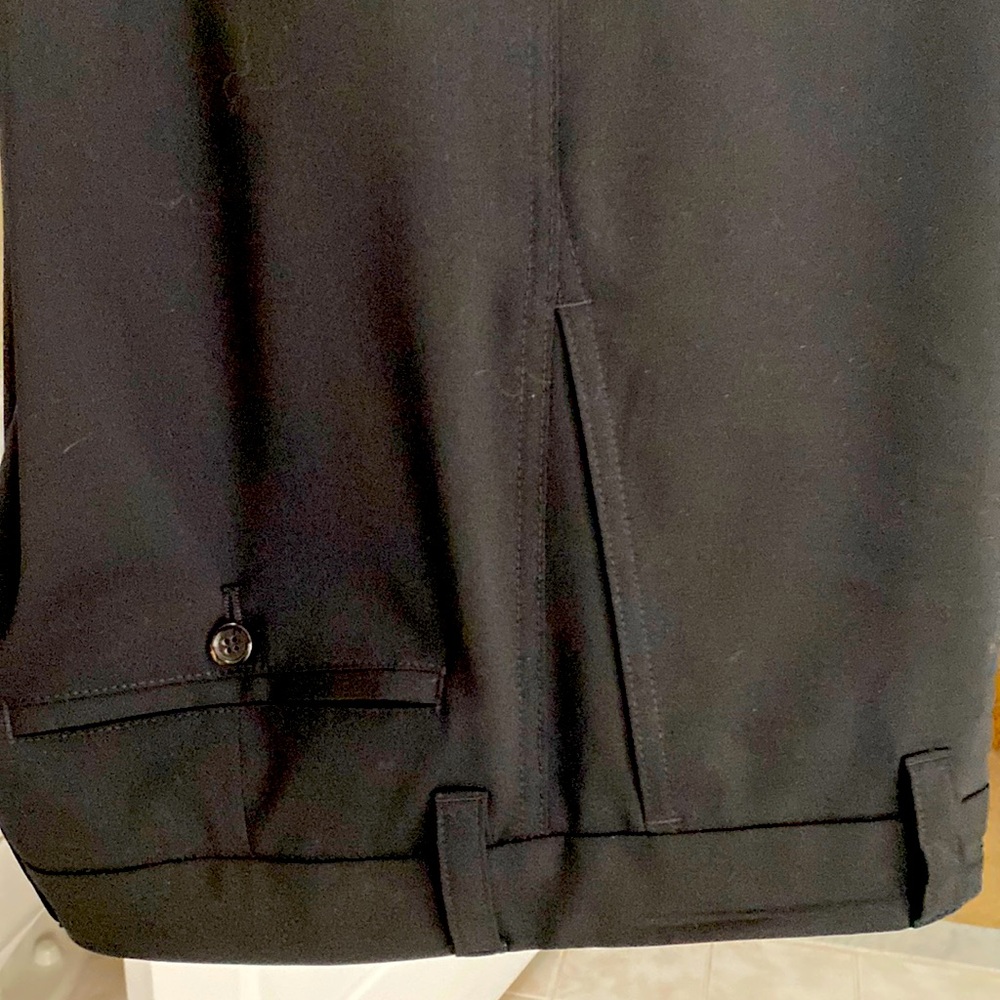 HUGO dress pants black. 38x32. 98 percent wool 2 percent elastase.